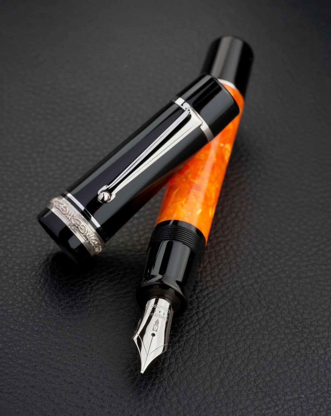 Delta DV Oversize Original Fountain Pen