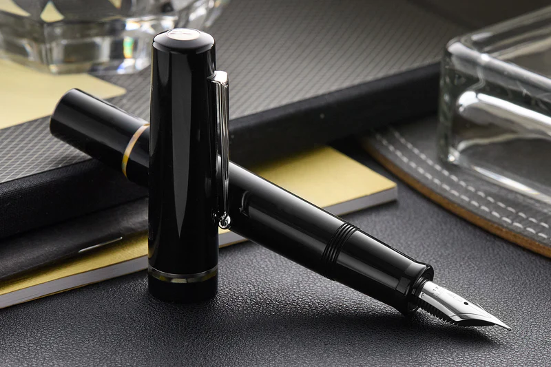 Delta Spaccanapoli D'Angio ST Fountain Pen