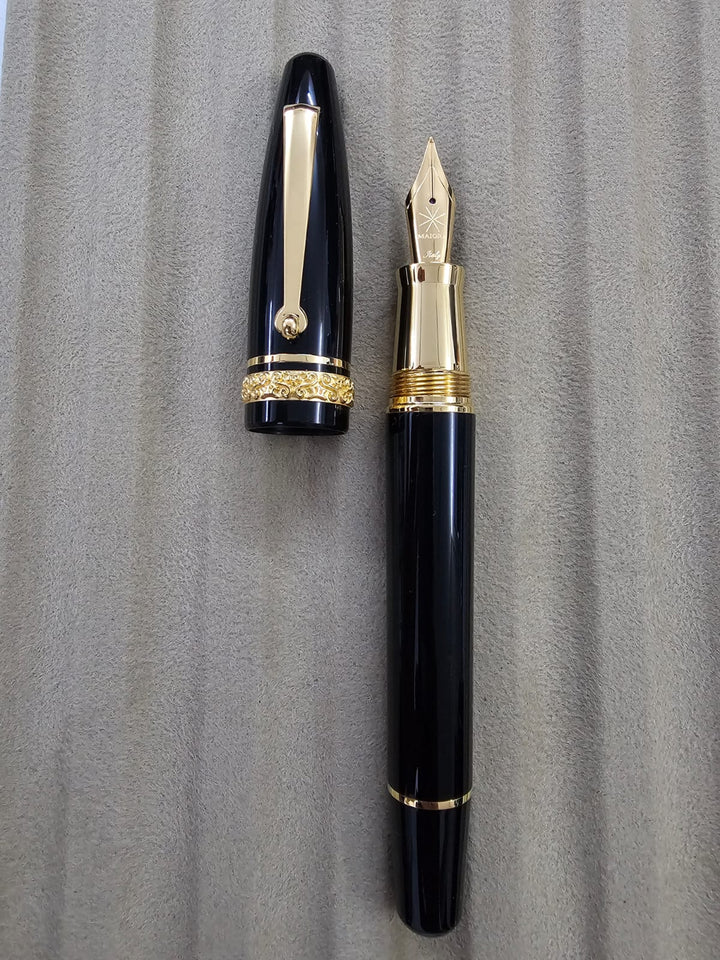 Maiora Ultra Ogiva Golden Age Nera GT Fountain Pen