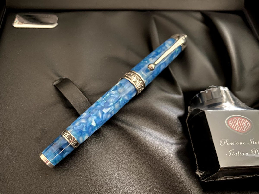 Aurora Oceani Limited Edition Fountain Pen - Antartico